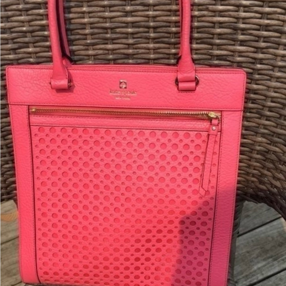 Kate Spade Vibrant Pink Tote never used beautiful bag